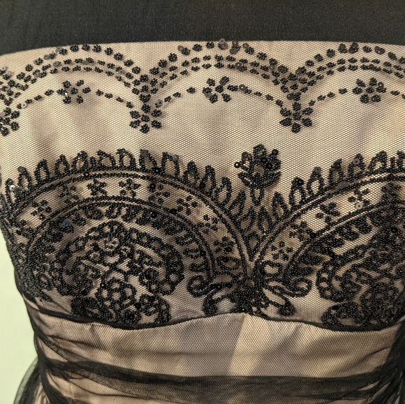 NWT David's Bridal Strapless Dress Size 10 - Picture 3 of 9